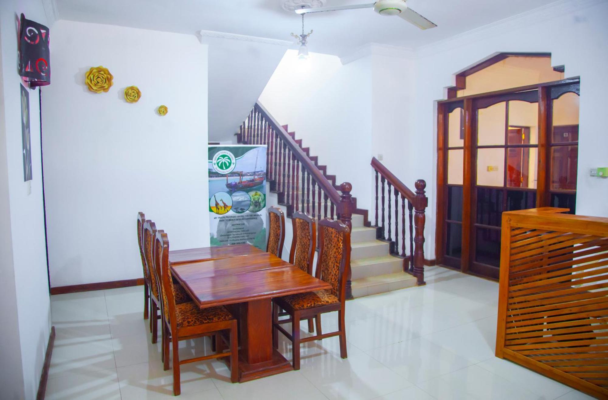 Sulkhan Serviced * Chukwani