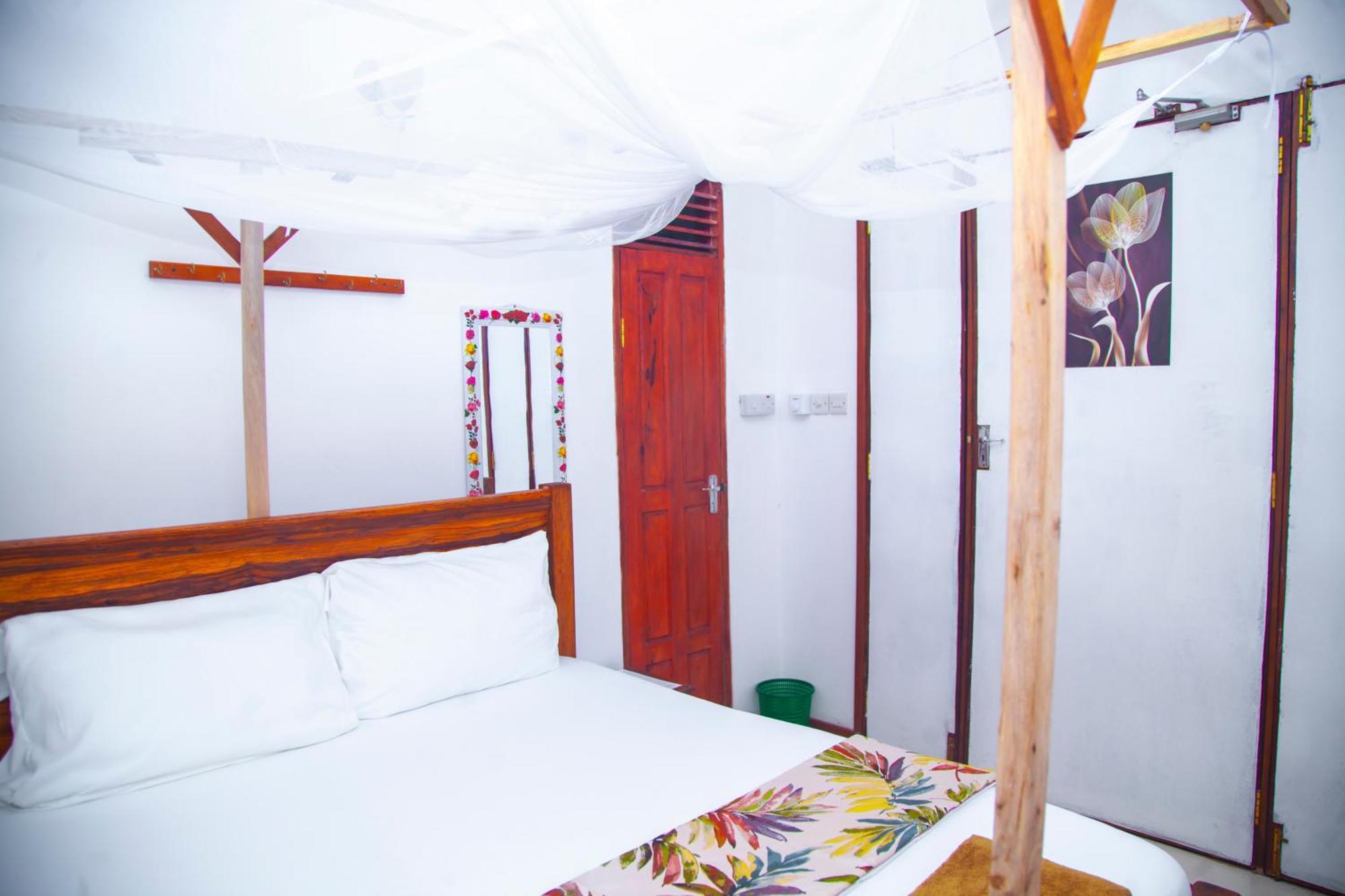 Sulkhan Serviced Bed & Breakfast Chukwani